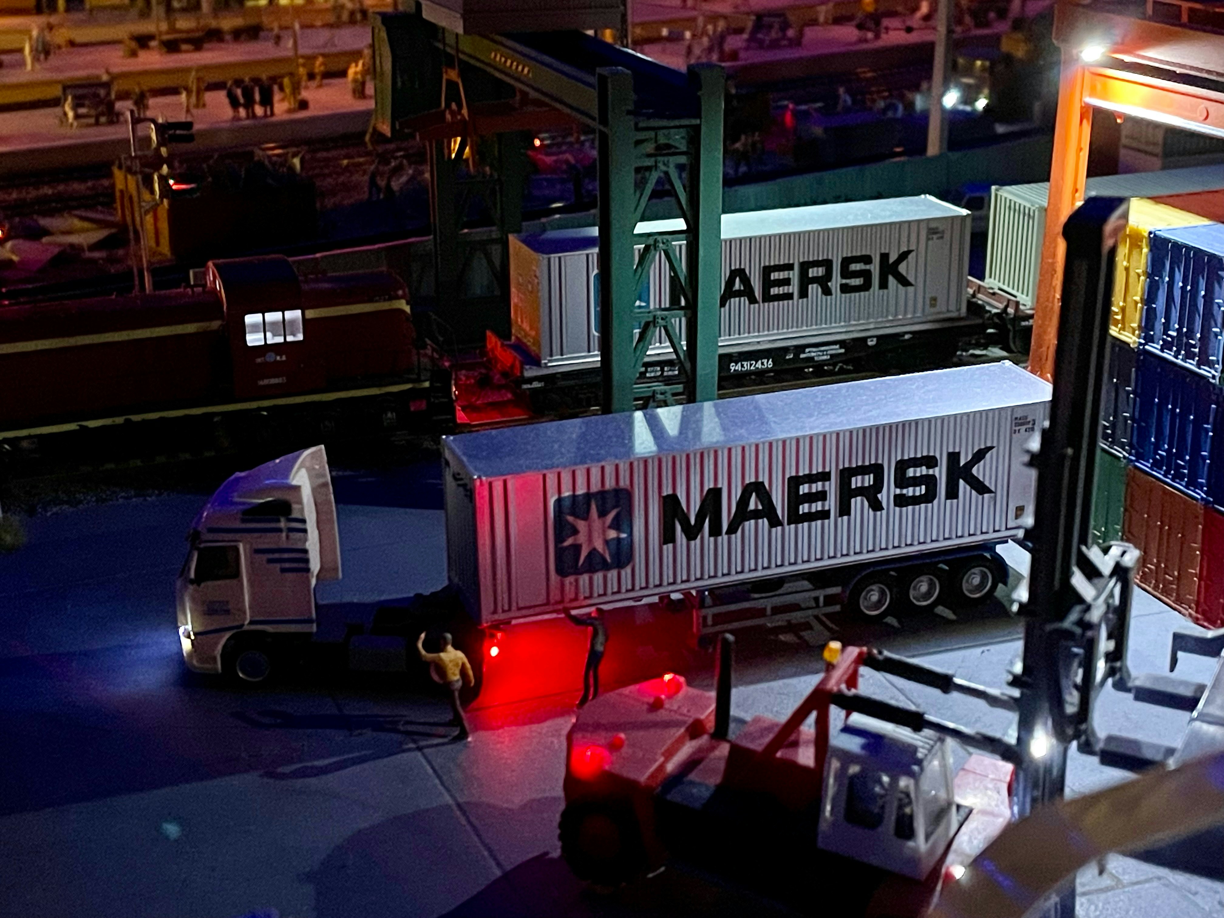 Global Logistics Network